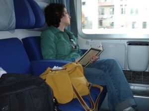 Vendo a paisagem passar em um trem pela Europa... 