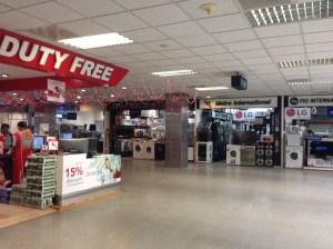 eletrodomésticos no aeroporto em Sri Lanka