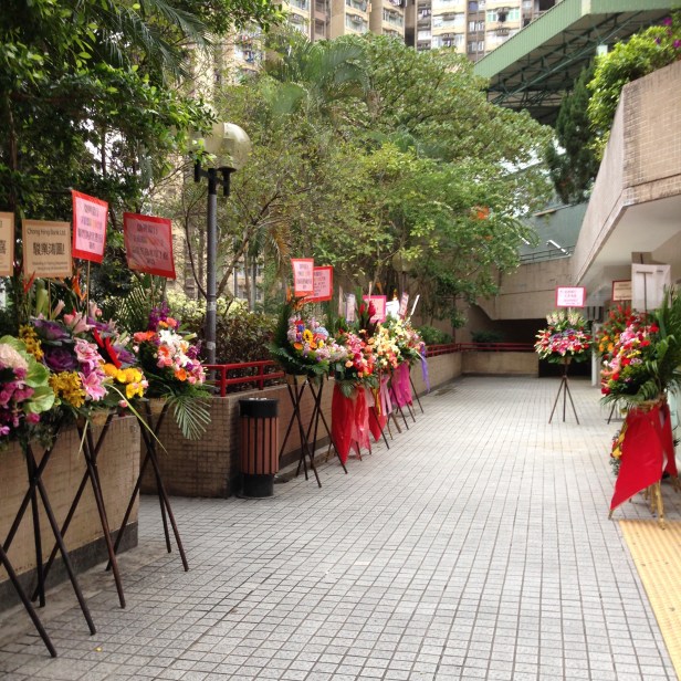 coroas flores negocios Hong Kong-abordodomundo