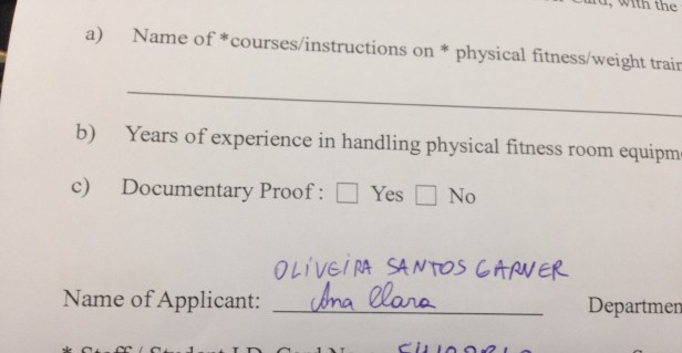 Meus 5 nomes nunca cabem nos espaços feitos para dois nomes curtos... 
